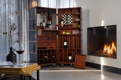 Authentic Models Black Stateroom Bar